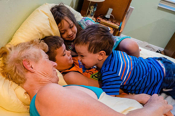 Grandkids FL 2016-6933 -2016-04-23
