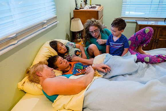 Grandkids FL 2016-6936 -2016-04-23